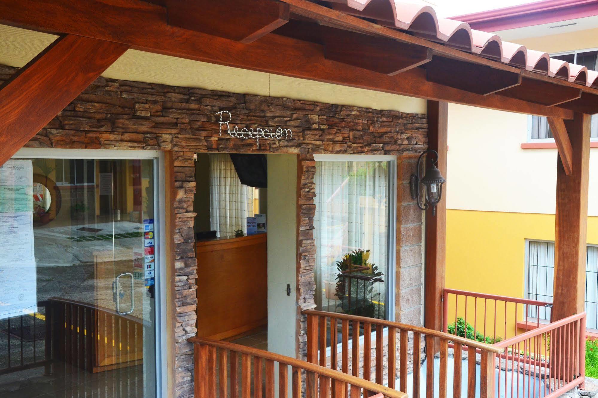 Hotel La Villa Quesada  Exterior photo